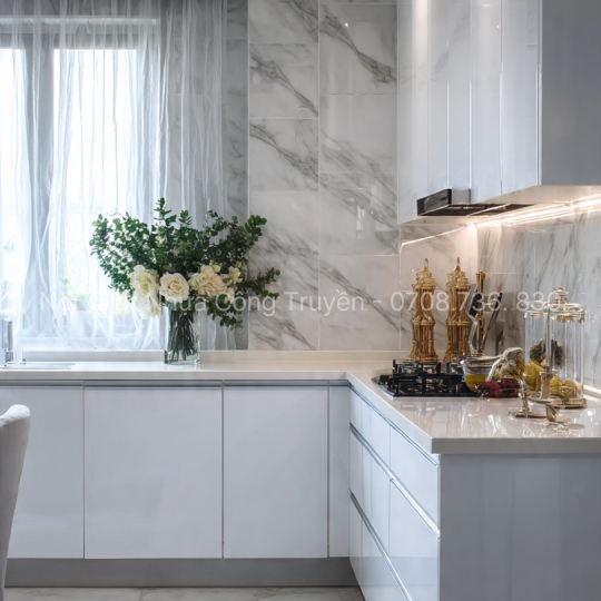 Tủ Bếp Acrylic Kết Hợp Mặt Đá Nhân Tạo – Lựa Chọn Hoàn Hảo Cho Bếp Hiện Đại 2026