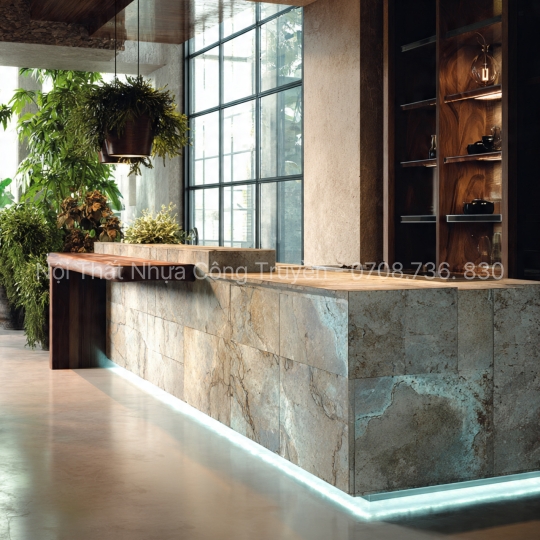 Tủ Bếp Nhựa Kết Hợp Mặt Đá Tự Nhiên – Giải Pháp Sang Trọng & Bền Bỉ Cho Không Gian Bếp Cao Cấp