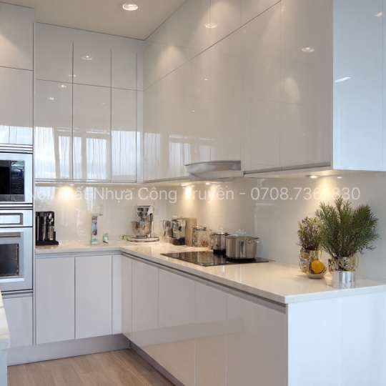 Tủ Bếp Nhựa Acrylic Chữ L – Giải Pháp Tối Ưu Không Gian Bếp Hiện Đại 2026